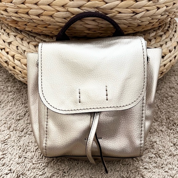 COACH Derby backpack gold metallic drawstring - Picture 4 of 13